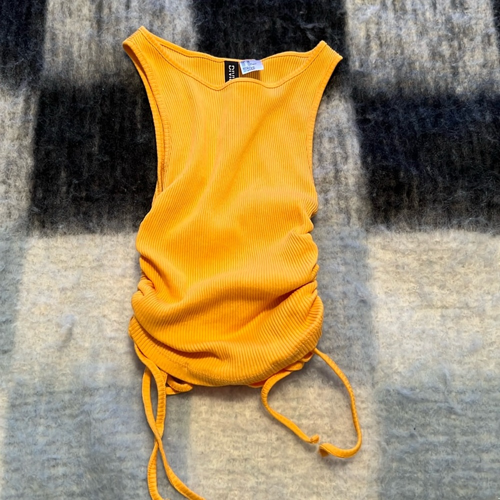 H&M orange tank